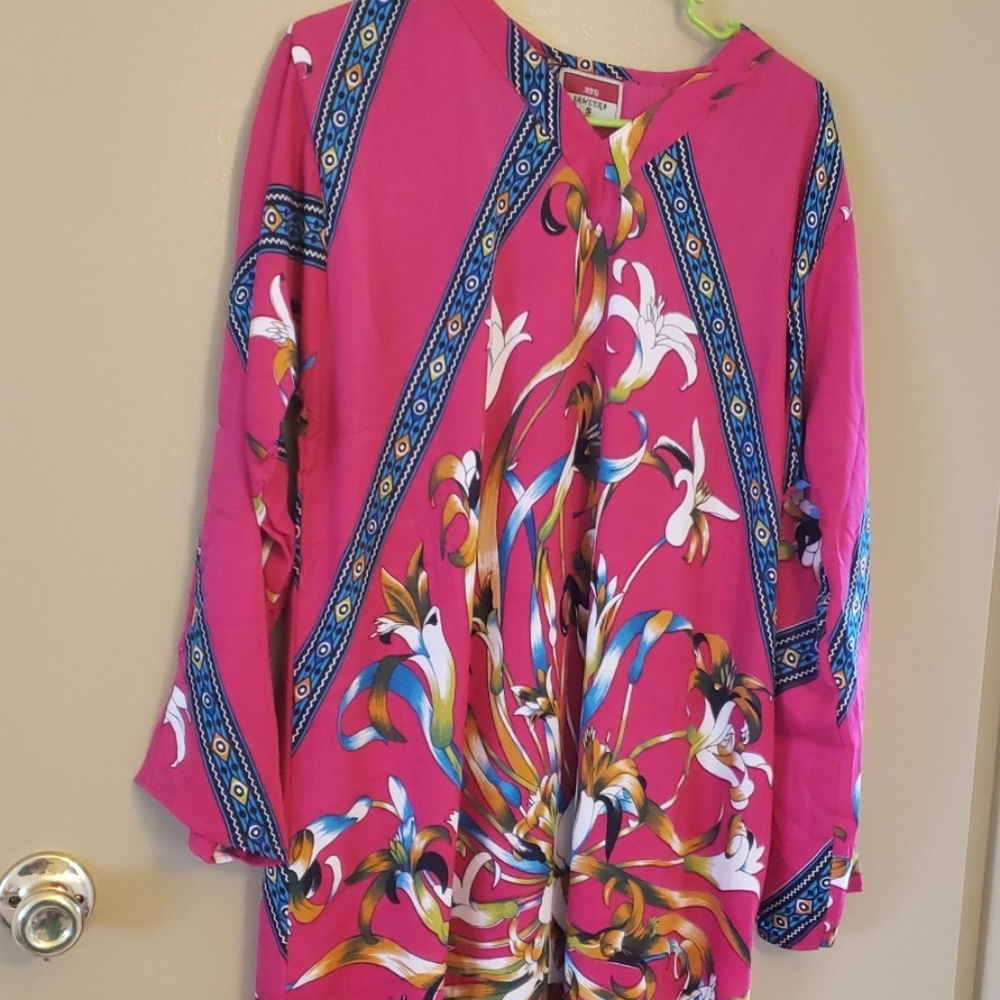 Long printed dress. NWOT